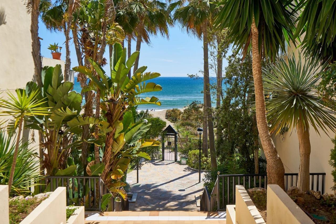 Oleholidays 806 Romana Playa Primera Linea De Playa Marbella Bagian luar foto