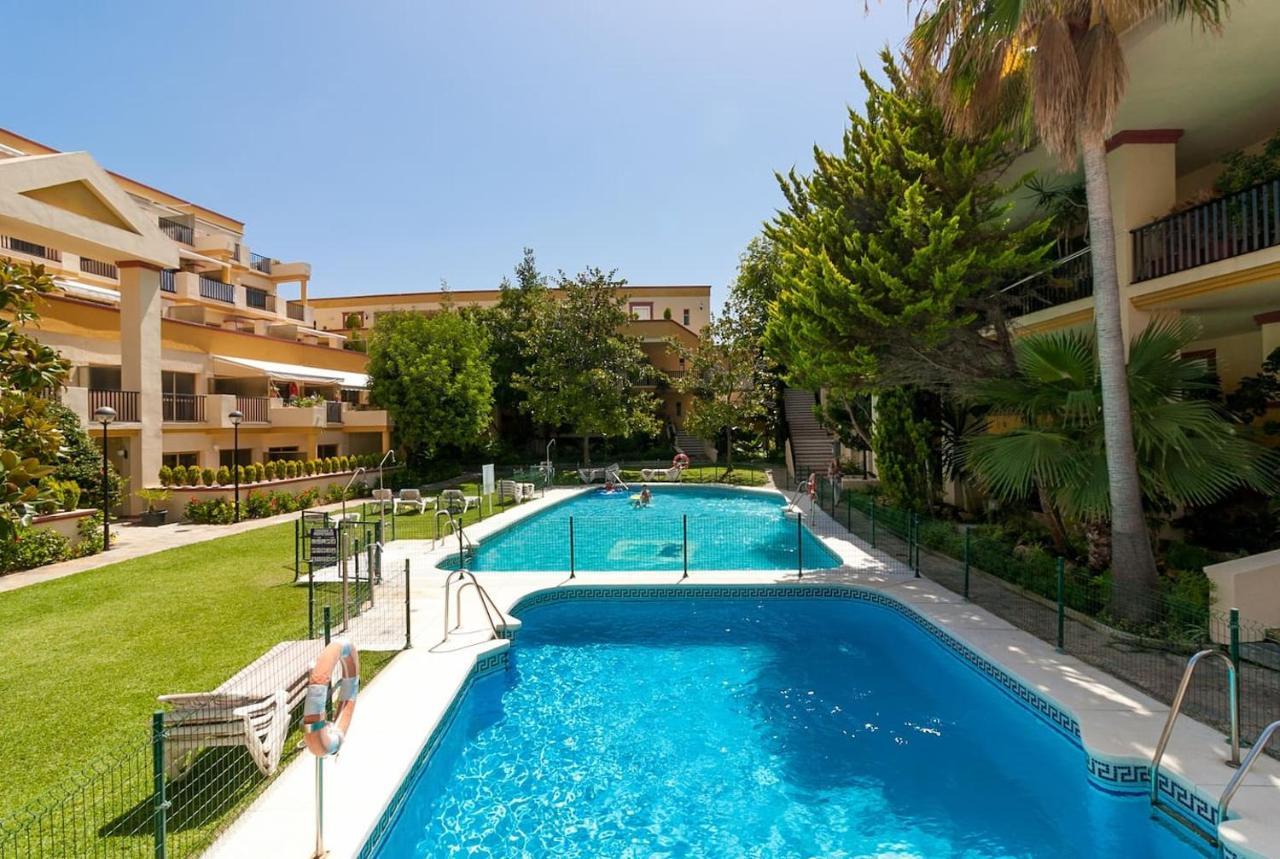 Oleholidays 806 Romana Playa Primera Linea De Playa Marbella Bagian luar foto