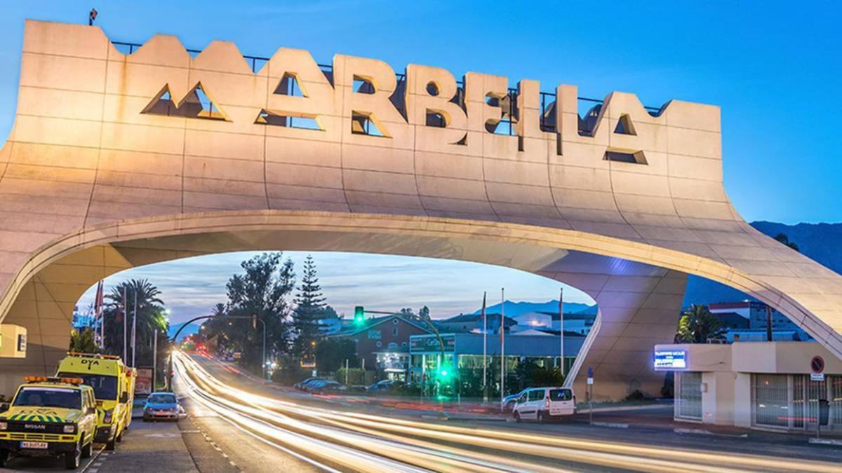 Oleholidays 806 Romana Playa Primera Linea De Playa Marbella Bagian luar foto