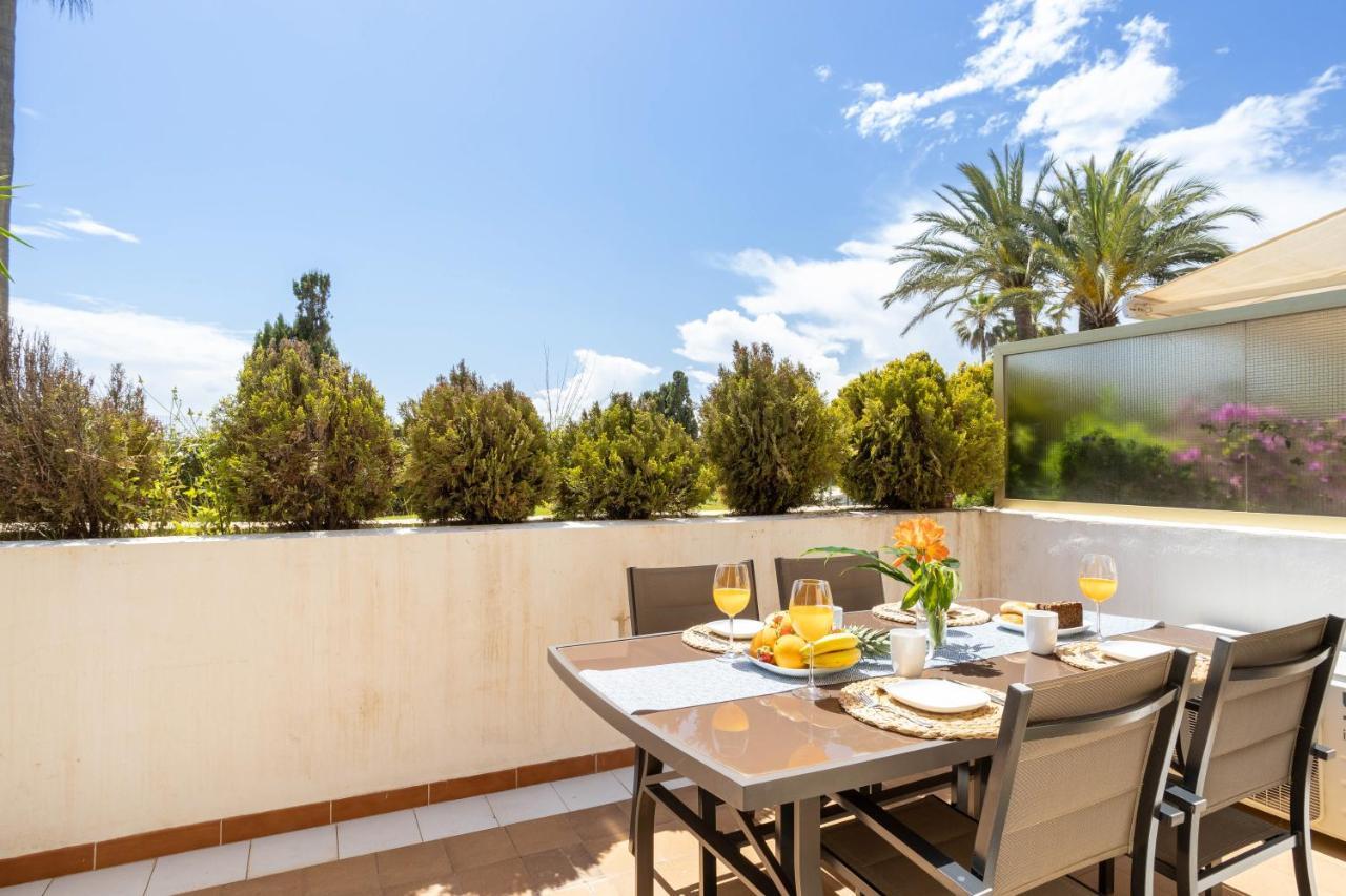 Oleholidays 806 Romana Playa Primera Linea De Playa Marbella Bagian luar foto